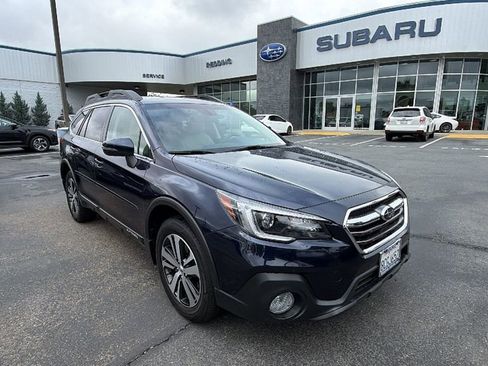Used 2018 Subaru Outback 2.5i Limited AWD/4WD image 2
