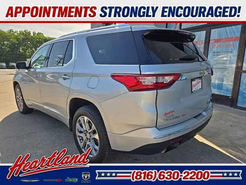 Used 2021 Chevrolet Traverse Premier AWD/4WD image 7