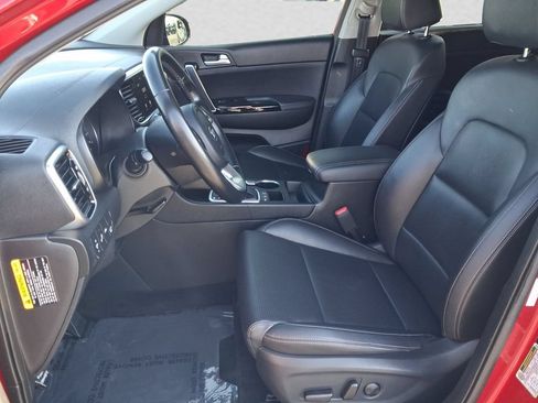 Used 2020 Kia Sportage EX AWD/4WD image 10