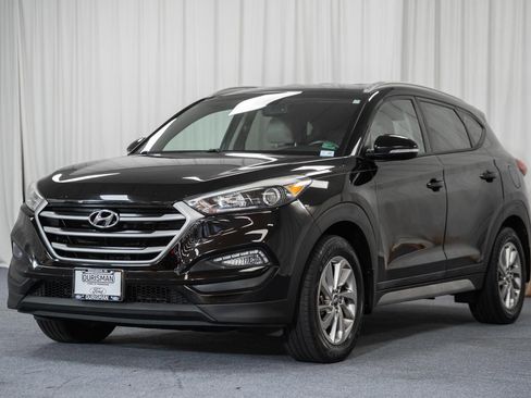 Used 2017 Hyundai Tucson SE Plus image 3