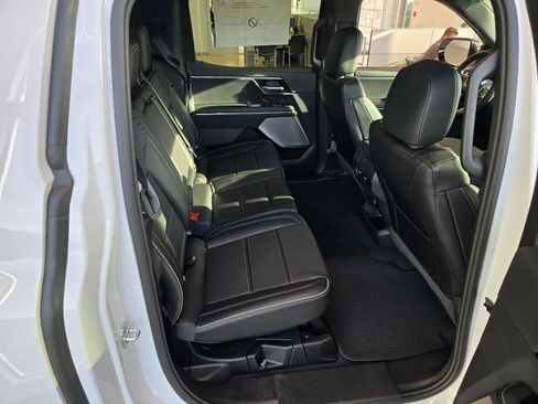 New 2025 GMC Sierra EV Denali AWD/4WD image 28
