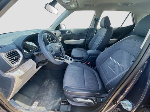 New 2026 Hyundai Venue SEL FWD image 14