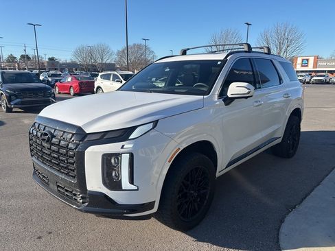 Used 2025 Hyundai Palisade Calligraphy image 1