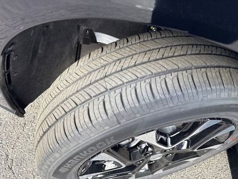 New 2026 Honda HR-V EX-L image 30