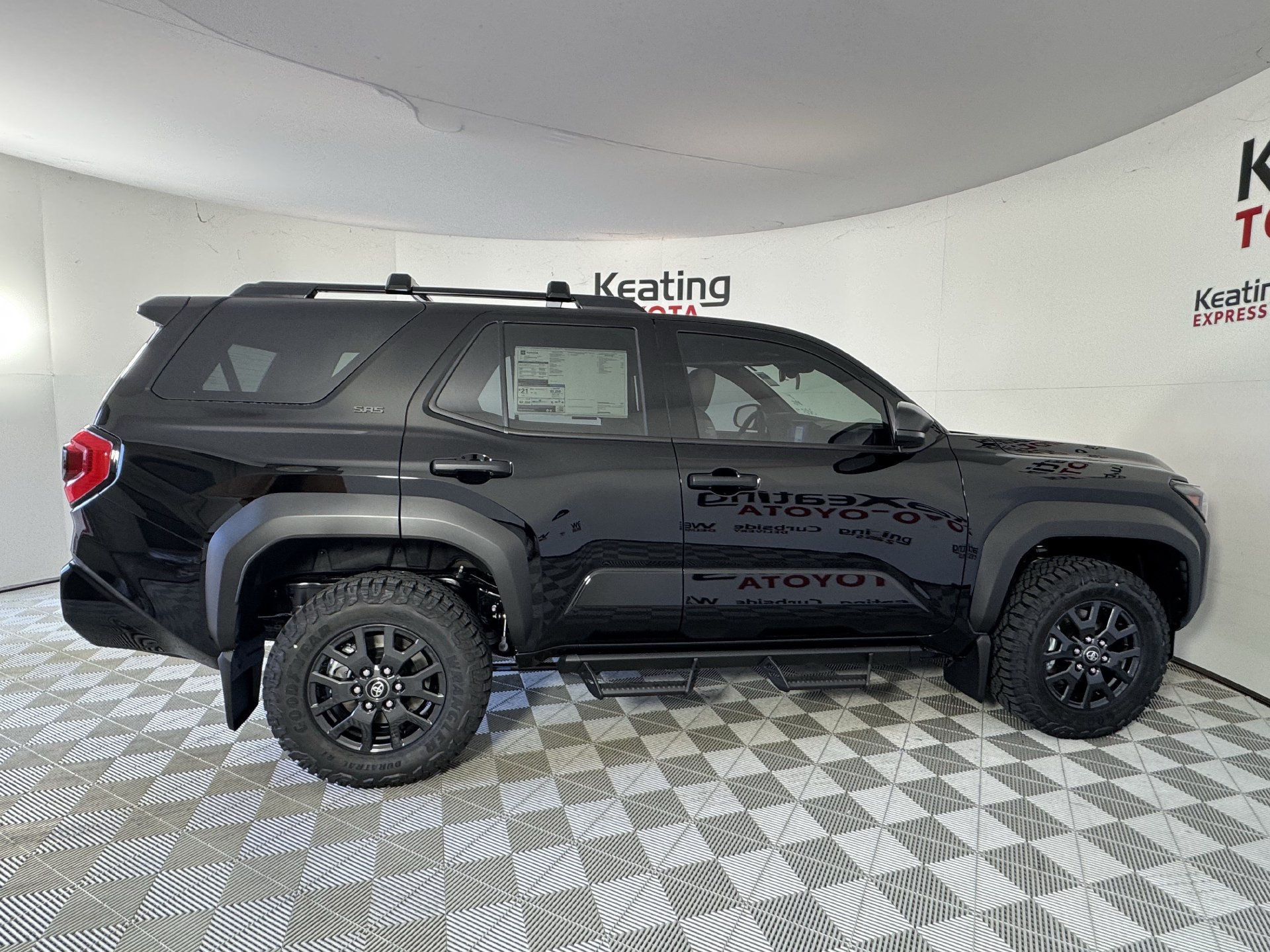 New 2026 Toyota 4Runner SR5 AWD/4WD image 4