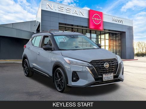 Certified 2021 Nissan Kicks SR w/ SR Premium Package image 2