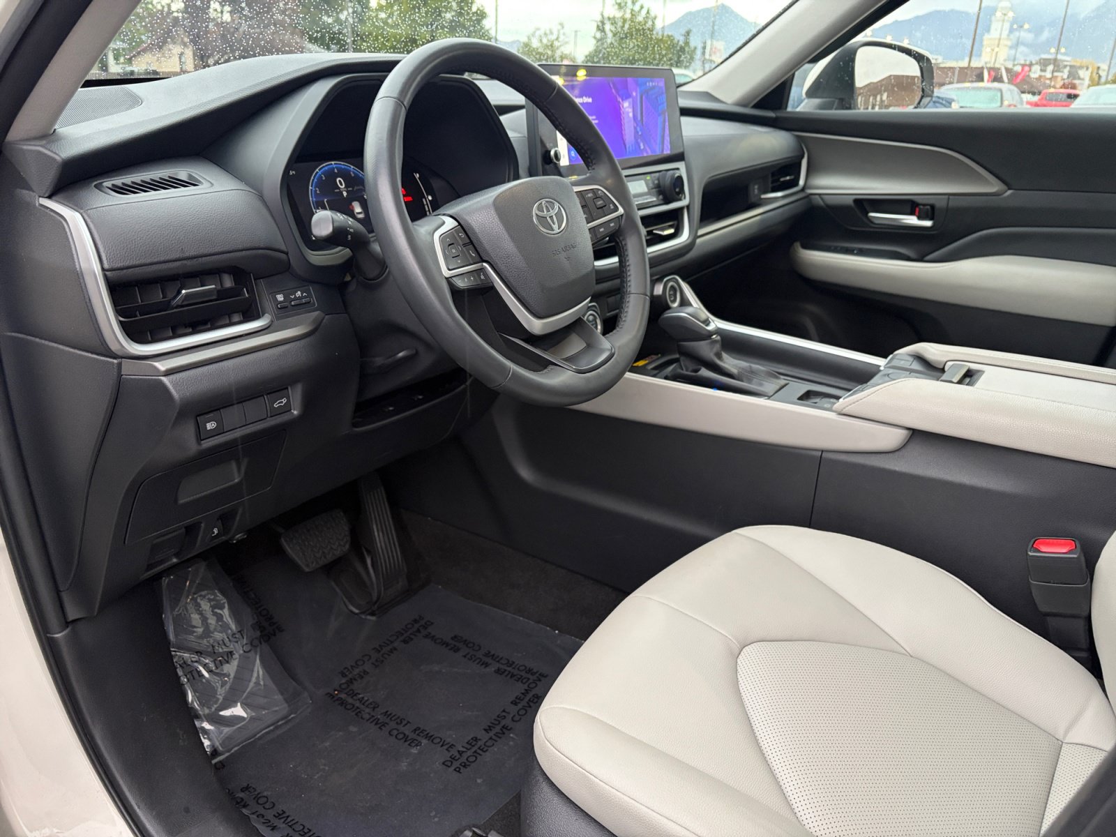 Used 2024 Toyota Grand Highlander FWD image 10