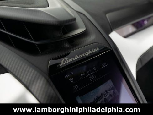 Used 2024 Lamborghini Revuelto AWD/4WD image 28