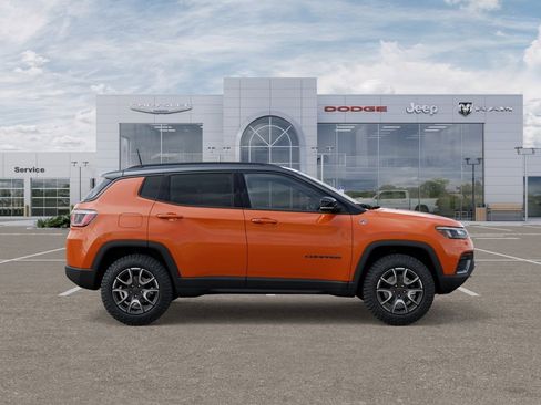 New 2026 Jeep Compass Trailhawk image 21