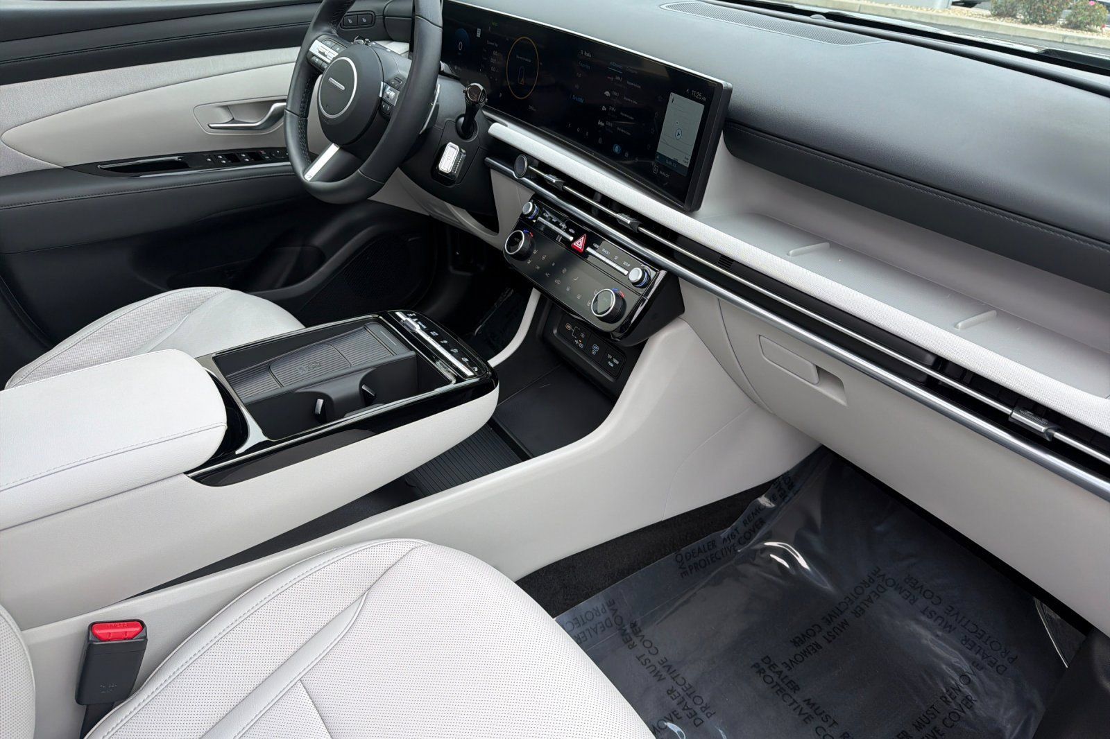 Certified 2025 Hyundai Tucson Limited AWD/4WD image 19