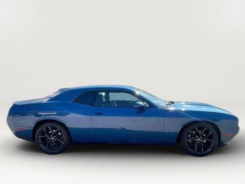 Used 2022 Dodge Challenger R/T w/ Plus Package image 5