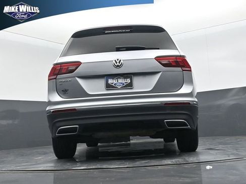 Used 2021 Volkswagen Tiguan SE image 22