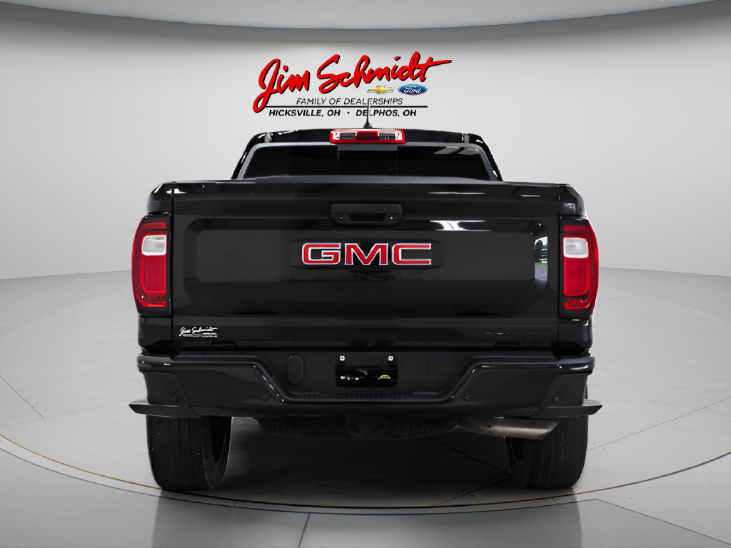 Used 2024 GMC Canyon Denali AWD/4WD image 5
