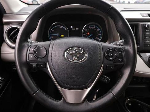 Certified 2018 Toyota RAV4 Limited image 12