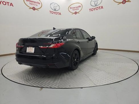 Used 2026 Toyota Camry SE w/ Convenience Package FWD image 8