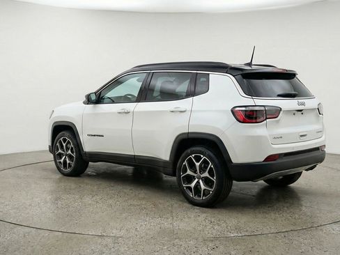 Used 2025 Jeep Compass Limited AWD/4WD image 6