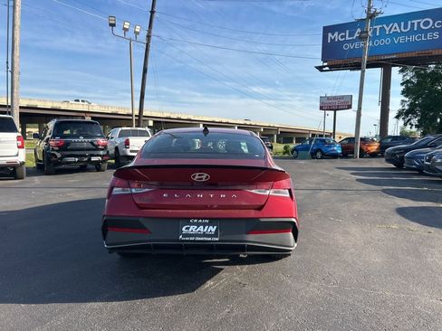 New 2025 Hyundai Elantra Sport FWD image 6