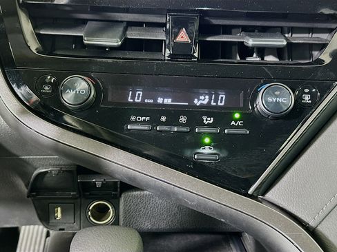 Used 2023 Toyota Camry LE FWD image 22