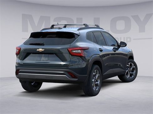 New 2026 Chevrolet Trax LT image 4