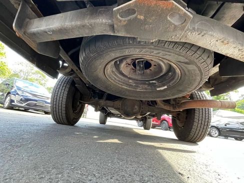 Used 2008 Ford E-350 and Econoline 350 Extended Super Duty RWD image 15