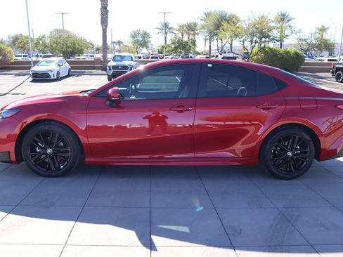 Certified 2025 Toyota Camry SE image 8