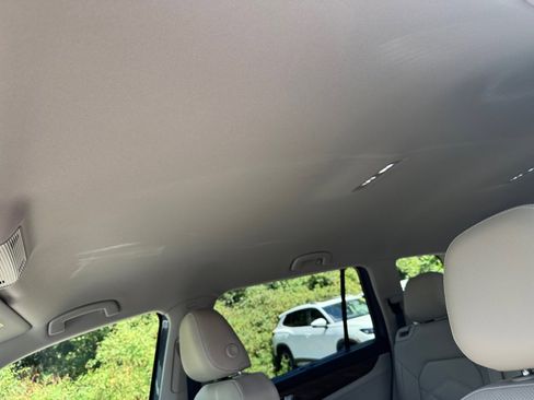 New 2026 Volkswagen Atlas SE image 19