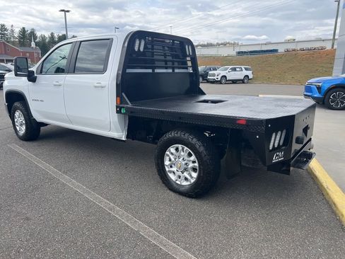 Used 2023 Chevrolet Silverado 2500 LT image 5