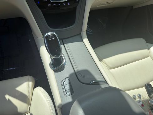 Used 2017 Cadillac XT5 Premium Luxury w/ LPO, Wheel Lock Package AWD/4WD image 23