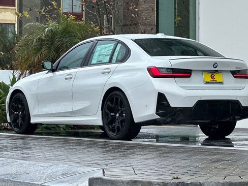 New 2026 BMW 330i Sedan w/ M Sport Package image 5