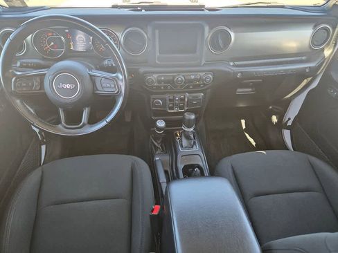 Used 2021 Jeep Wrangler Unlimited Sport AWD/4WD image 9