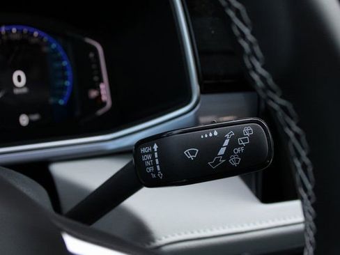 New 2025 Volkswagen Taos SEL AWD/4WD image 12