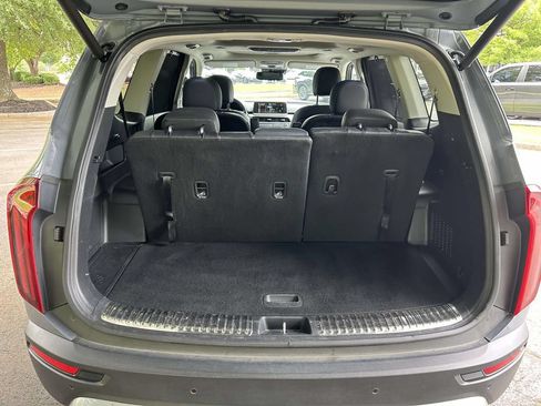 Used 2021 Kia Telluride SX w/ Towing Package FWD image 8