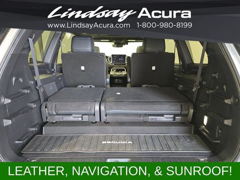 Used 2025 Toyota Sequoia Platinum AWD/4WD image 7