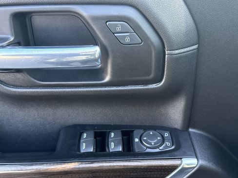 Used 2019 Chevrolet Silverado 1500 RST w/ All-Star Edition image 16