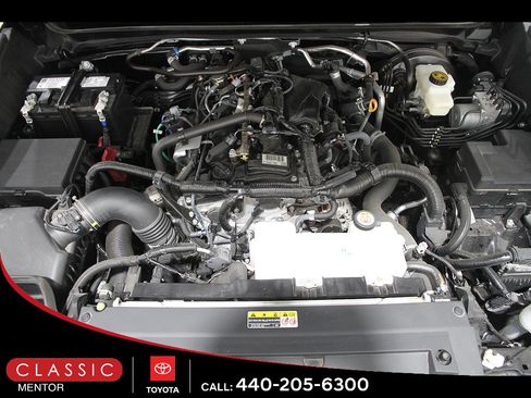 Certified 2026 Toyota Tacoma SR5 AWD/4WD image 21