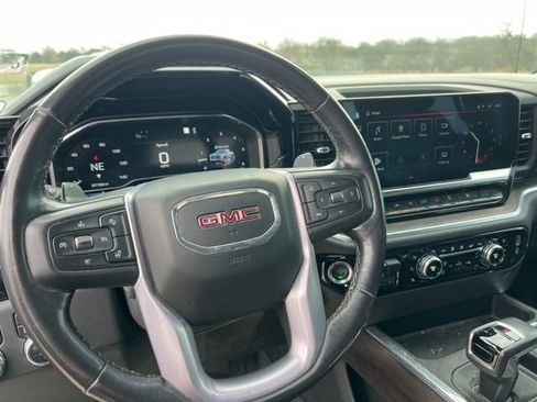 Used 2022 GMC Sierra 1500 SLT image 16