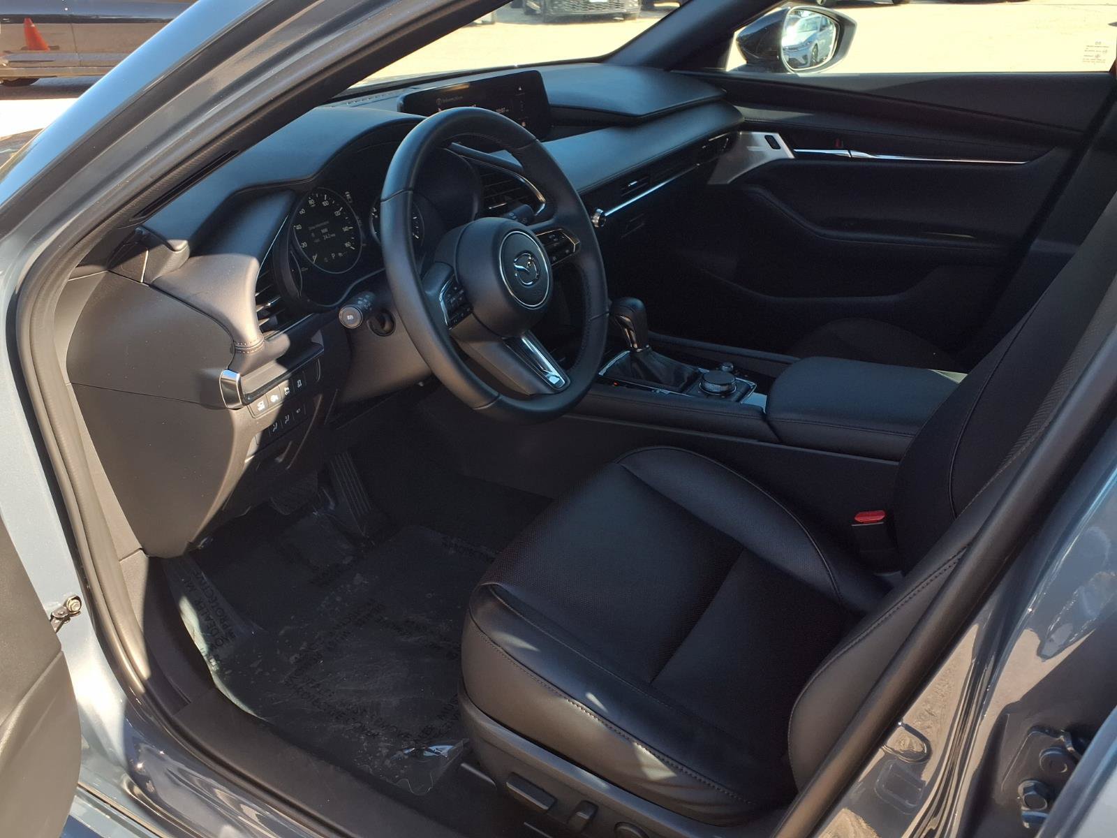 Certified 2026 MAZDA MAZDA3 Hatchback w/ Appearance Package AWD/4WD image 19