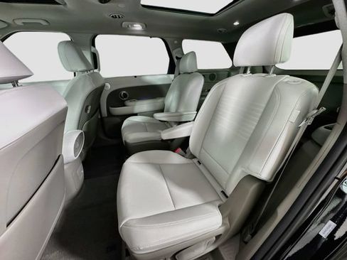 Used 2026 Hyundai Palisade Limited AWD/4WD image 27