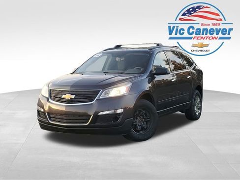 Used 2014 Chevrolet Traverse LS image 1