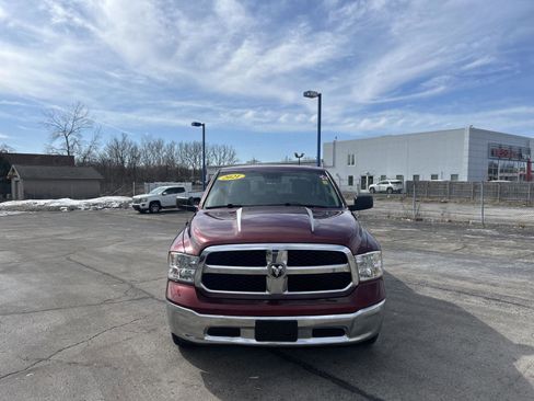 Used 2021 RAM 1500 Classic SLT image 2
