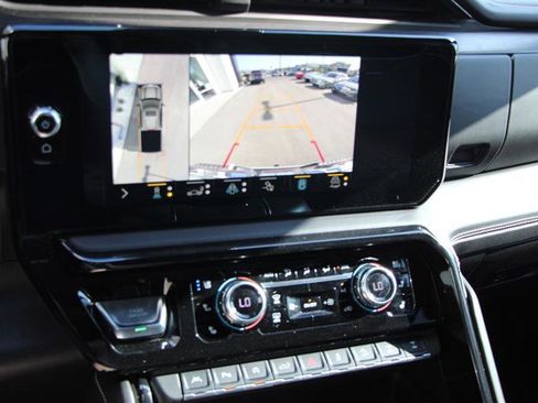 Used 2022 GMC Sierra 1500 AT4X image 30