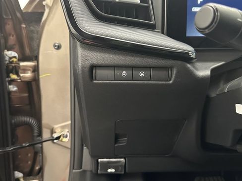 New 2026 Nissan Kicks SR w/ SR Premium Package AWD/4WD image 20