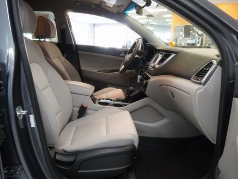 Used 2017 Hyundai Tucson SE image 27