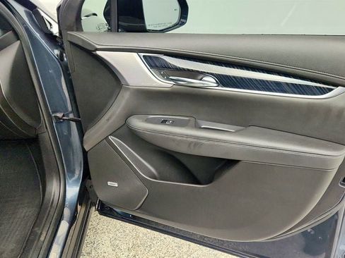 Used 2020 Cadillac XT6 Premium Luxury image 28