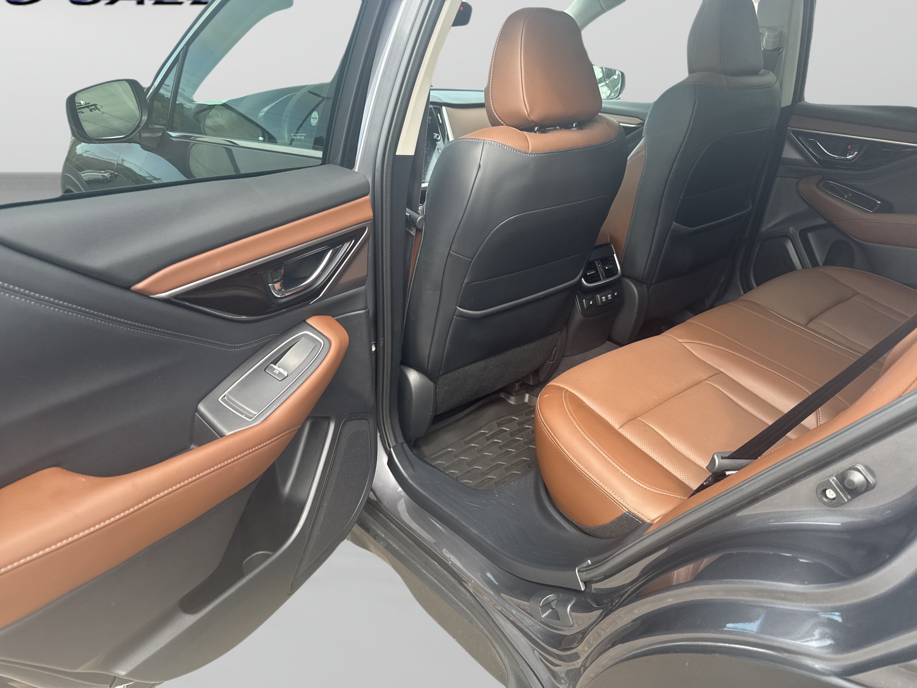 Used 2022 Subaru Outback Touring AWD/4WD image 16