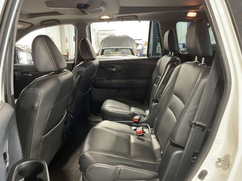 Used 2019 Honda Pilot Elite image 8