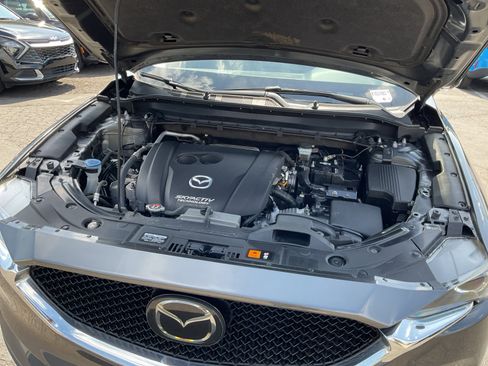 Used 2019 MAZDA CX-5 Touring FWD image 23