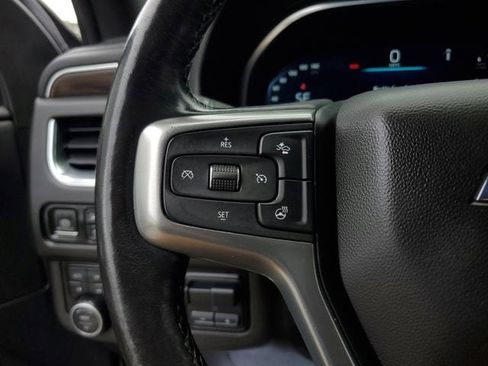 Used 2022 Chevrolet Suburban Z71 w/ Off-Road Capability Package AWD/4WD image 25