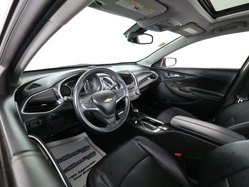 Used 2016 Chevrolet Malibu Premier FWD image 10