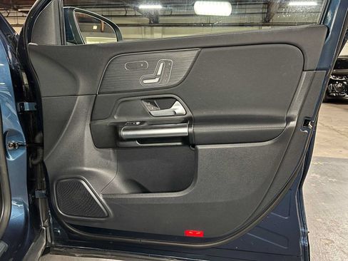 Used 2023 Mercedes-Benz GLA 250 4MATIC image 10